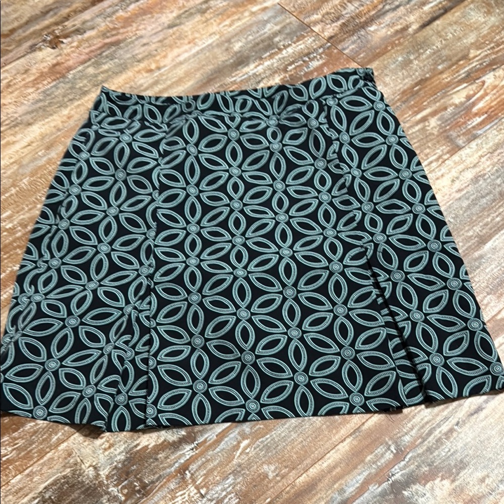Stylish EP Pro Patterned Skort size 8